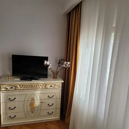 Apartment Apartament Individual La Casa Parter *