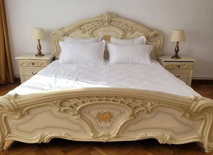 Apartament Individual La Casa Parter Apartment